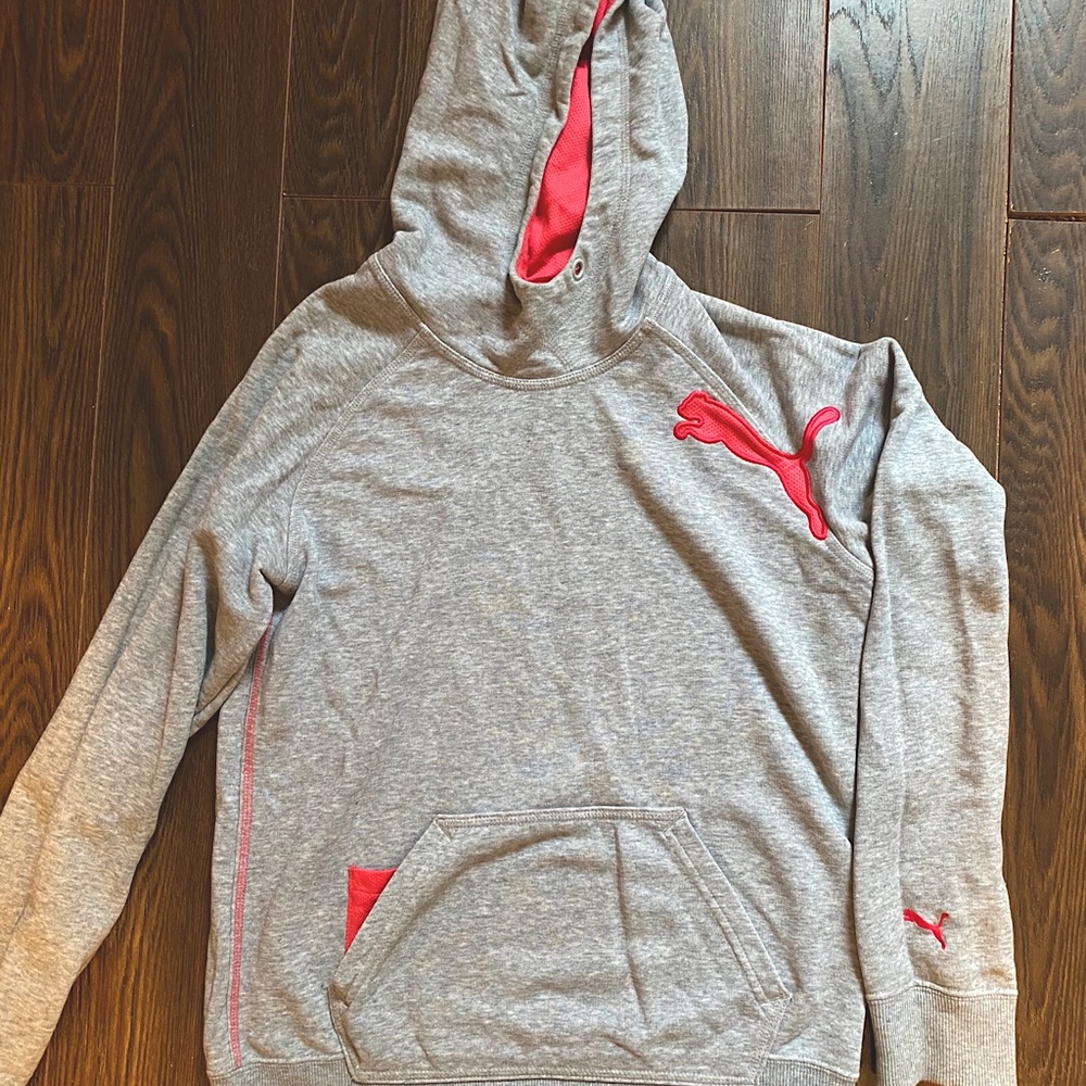 Puma sweater